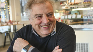 Чавдар Николов пред "Дневник": Премиерите различно приемат карикатурите, един най-много се обиди