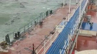 Трети руски танкер подаде сигнал SOS в Черно море