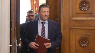 Депутатите от новия парламент с поискани имунитети вече са осем