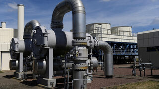 Тръмп притиска ЕС да купува повече петрол и газ от САЩ