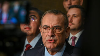 Джевдет Чакъров обяви свиканата от Пеевски конференция за нелегитимна