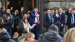 2024: Политическият елит е неспособен да излезе от хватките на зависимостите