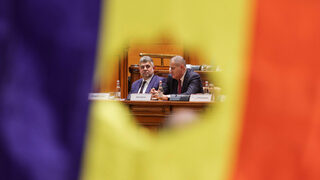 Парламентът одобри новия кабинет на Румъния, Елена Ласкони остана извън него