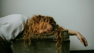 Защо човек се чувства по-добре, когато не го събужда будилник