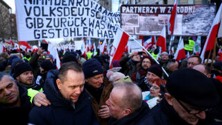 Френските фермери отново протестират в Париж заради МЕРКОСУР
