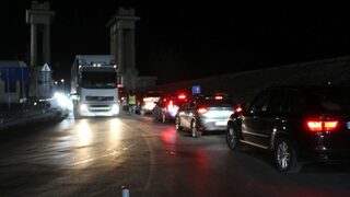 Образуваха се опашки на "Дунав мост" при Русе