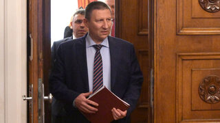 Сарафов пита председателя <span class="highlight">на</span> парламента какво става с три от поисканите депутатски <span class="highlight">имунитета</span>