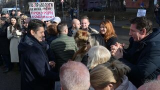 Кирил Петков е обвинен за превишаване на правомощията