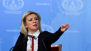 Русия: Гренландия е като Крим, да обсъдим гаранции за "държавата, наречена Украйна"