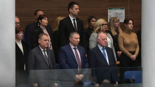 Парламентът спря със закон избора на Сарафов и му даде още 6 месеца на поста