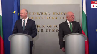 Церемонията в Министерския съвет за предаването на властта (видео)