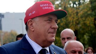 Додик е осъден престъпник: съд го извади от политиката, той гледа към Сърбия, САЩ и Русия