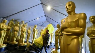 Пир по време на трагедия: ще бъде ли отменен сезонът на наградите в Холивуд