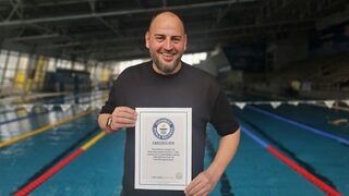 Плувецът Петър Стойчев е вписан в Книгата на рекордите "<span class="highlight">Гинес</span>"