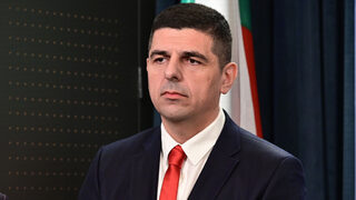 Комисията за досиетата да стане Институт за национална памет със закон, ще иска ПП - ДБ