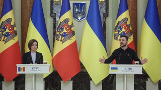 Русия извика посланика на Молдова
