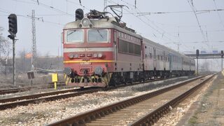 Закъсняват влаковете на Централна гара в София