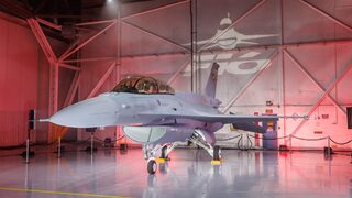 "Локхийд Мартин" предаде първия изтребител F-16 Block 70 на България