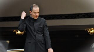 Нов симфоничен оркестър