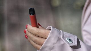 Търговците на вейпове поискаха широко обсъждане на съдбата им