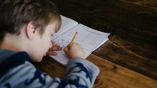В Бургас организират пробни изпити по математика за ученици в 4. и 7. клас