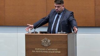 Зафиров бил учуден от фиксацията върху <span class="highlight">Людмила</span> <span class="highlight">Петкова</span>
