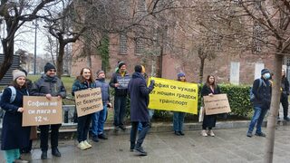 След ветото на Васил Терзиев: Нощният градски транспорт в София се запазва