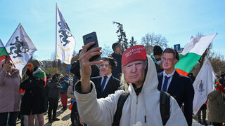 Неправителствените организации са проява на плурализма във всяко демократично общество