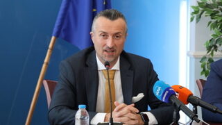 Кандидатът за шеф <span class="highlight">на</span> касата: Професионалният ми опит ме е направил издръжлив <span class="highlight">на</span> натиск