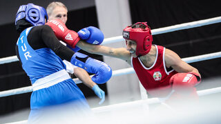 Три <span class="highlight">българки</span> се класираха за финалите на боксовия турнир купа "Странджа"