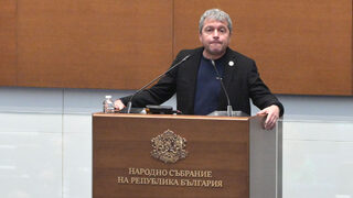 Тошко <span class="highlight">Йорданов</span>: Администрацията на САЩ е брутално реалистична