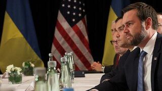 Европа трябва да похити революционните планове на Тръмп за света