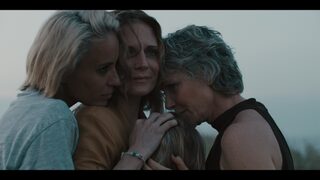 "Те, вълните": сериал по идея на Теодора Духовникова и Койна Русева тръгва по БНТ през април