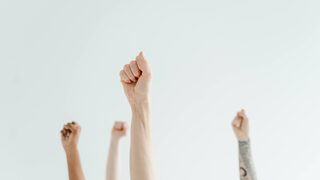 Неграмотността е най-мощното оръжие на поддръжниците на неравенството (или ако бях посланик)