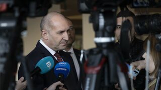 Румен Радев: Дали и други представители на съдебната власт не са минали през дивана на Еврото