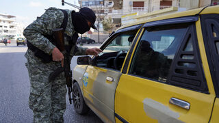 Лидерът на Сирия предупреди за гражданска война след стотици жертви в големи сблъсъци
