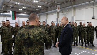 Президентът: Залогът вече не е честността на изборите, а дали задкулисието ще погълне държавата
