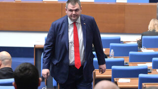 Пеевски не смята, че прокуратурата се намесва в работата на Конституционния съд