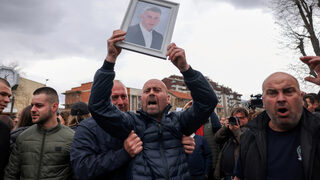 Катинар и решетки: Защо пожарът в Кочани взе толкова жертви
