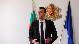 Министър Пешев освободи изпълнителния директор на Българския спортен тотализатор