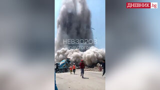 Очевидци са заснели как високата сградата в Банкок се срива за секунди (видео)