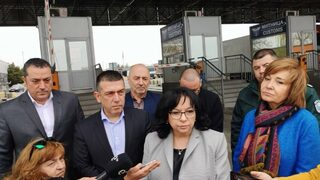 Кабинетът обеща до три месеца да започне ремонт на "<span class="highlight">Капитан</span> <span class="highlight">Андреево</span>"