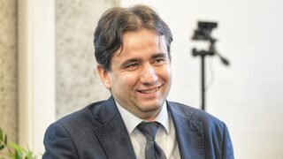 Цитат на деня: Пеевски не може да звънне на Кьовеши, както на Сарафов и Гешев, за да бъде смачкано разследване
