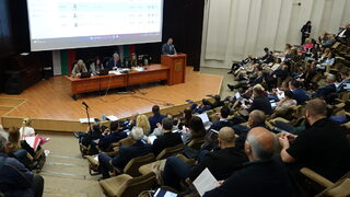 При орязани приходи Общинският съвет във Варна поиска 1 млн. лв. за ремонт на залата си