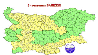 <span class="highlight">Жълт</span> <span class="highlight">код</span> за валежи е обявен за днес в редица области