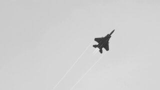 Полша вдигна самолети във въздуха след руски удари в Украйна
