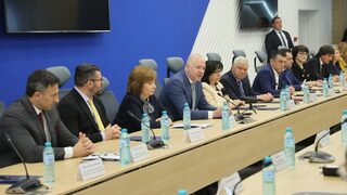 Желязков даде гръб на приходните агенции да отиват "на фронта" да събират приходи