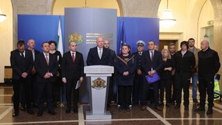Премиерът обеща, че няма да се пестят средства за обезопасяването на пътищата