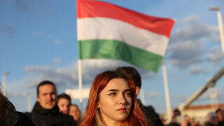 Фотогалерия: Унгарците срещу Орбан
