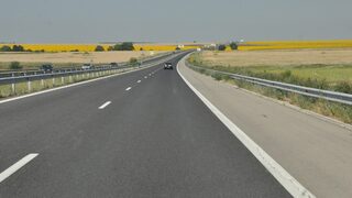 Максималната скорост по магистралите да стане 130 км/ч прие <span class="highlight">на</span> първо четене ресорна комисия